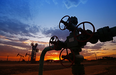 Oil pipes and valves