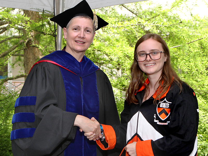 The Andlinger Center congratulates our Class of 2022 Program in Technology & Society: Energy Track and Program in Sustainable Energy recipients on their outstanding research presentations. And a big congratulations to Sydney Hughes – who was awarded the Senior Thesis Prize in Energy and the Environment today during Class Day.