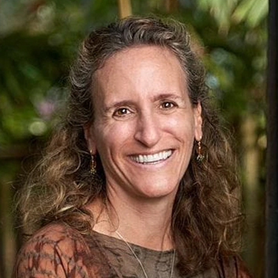 Portrait of Shannon Bouton